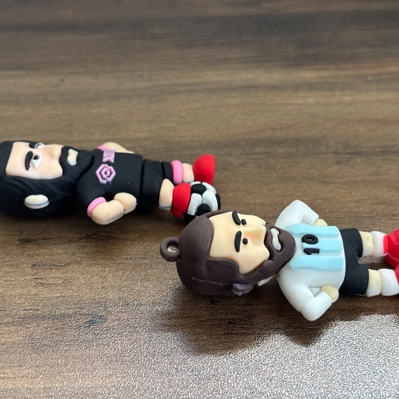 Lionel MESSI Keychain Argentina Jersey #10 Football Soccer Player 3-D Figure 2 - Picture 7 of 9